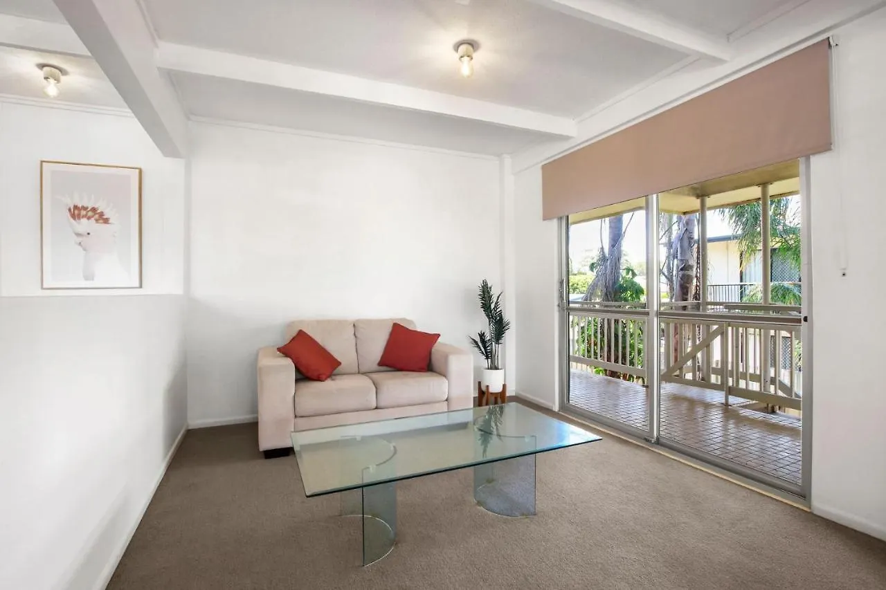 Holiday home Esplanade 123 Golden Beach